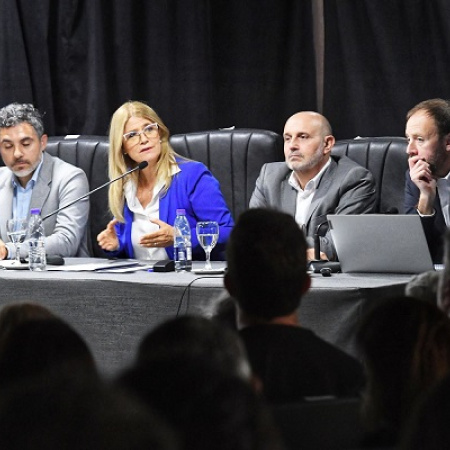 Verónica Magario: “La Provincia está presentando un presupuesto que pone en valor a la gente”