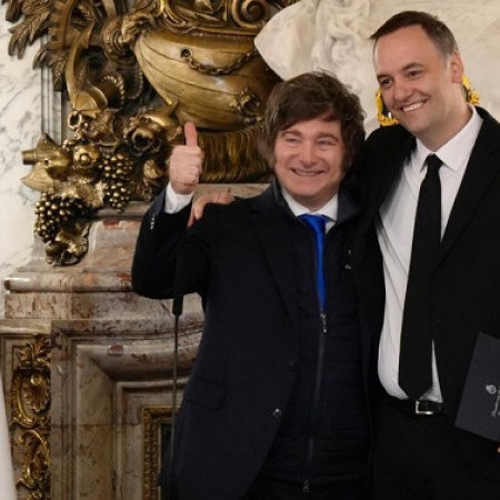 Javier Milei tomó juramento a Manuel Adorni como nuevo jefe de Gabinete