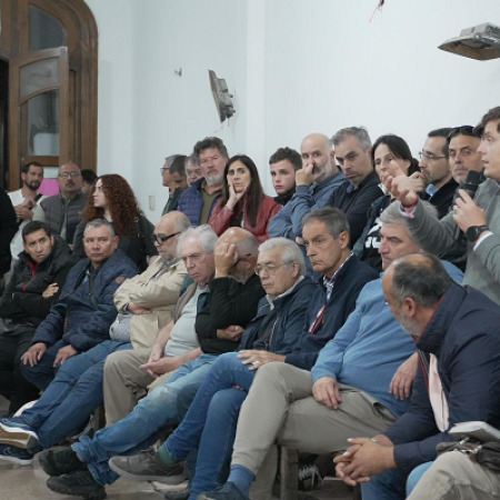 El radicalismo platense se reorganiza con la mirada puesta en 2027: documento político y autocrítica partidaria