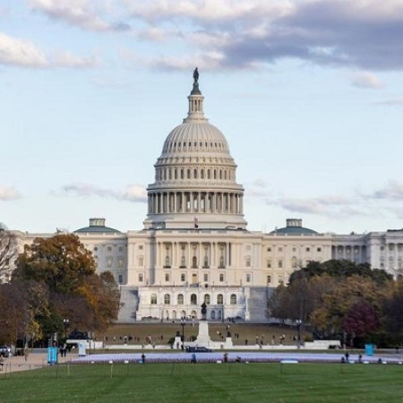 Cámara Baja aprueba paquete presupuestario para reabrir Gobierno de EE. UU.