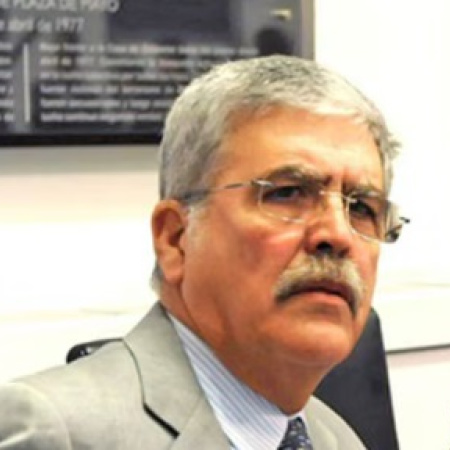 Julio De Vido se presentó en Tribunales a las 8.30 y quedará detenido