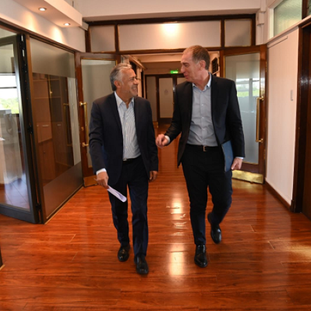 Gobierno y Mendoza sellan trabajo conjunto: reformas, inversión y obras de saneamiento