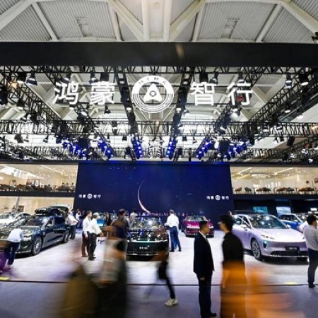 Exportaciones de autos de China suben 15,7 por ciento en 10 primeros meses