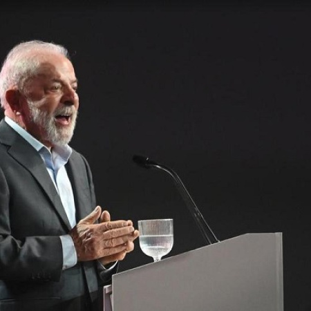Lula da Silva dice sentirse "feliz" por anuncio de EEUU de retirar aranceles del 40% a productos brasileños