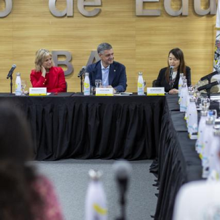 Cuando la escuela se conecta al futuro: Buenos Aires y Ethereum en alianza educativa