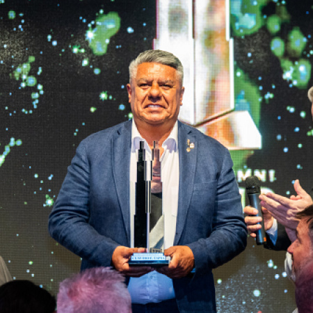 Se llevó a cabo la gala de los Premios Alumni: Tapia destacó a los referentes que trabajar para defender a las asociaciones civiles