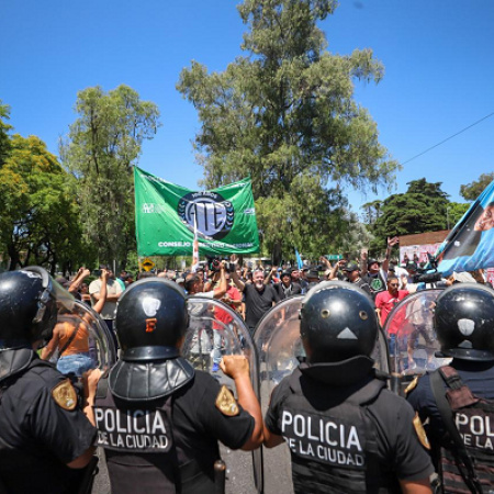 ATE inició protestas sorpresivas con un corte en la General Paz a la altura del INTI