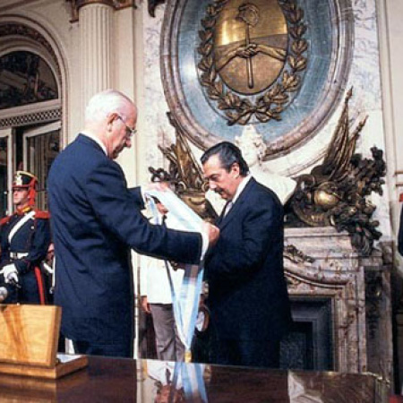 La UCR de La Plata convoca a un acto en Plaza Moreno a 42 años de la recuperación de la democracia