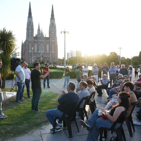 La UCR La Plata recordó el Juicio a las Juntas y llamó a un nuevo pacto federal
