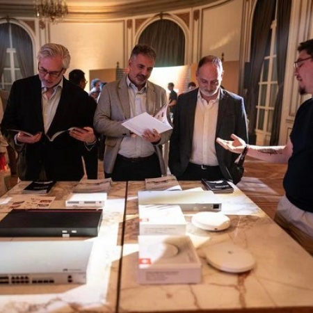 Compañía tecnológica china Huawei suma diez nuevos productos a su catálogo en Argentina