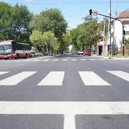 Alak inauguró el segundo tramo de la nueva avenida 60 en Los Hornos