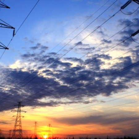 En el inicio del verano, reducen los costos de las multas a Edenor y Edesur por cortes de luz