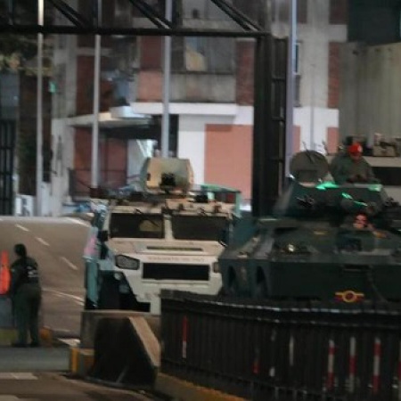 Intervención militar y extrajudicial de EEUU a Venezuela retrotrae a la región a tiempos de la Guerra Fría, alerta académico argentino