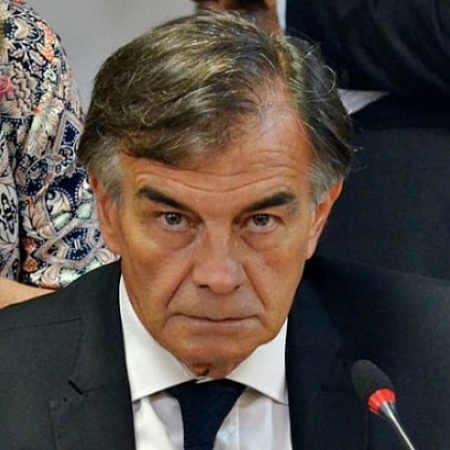 Bazze estalló contra el DNU 941/2025 y exige que el Congreso frene el avance de la SIDE