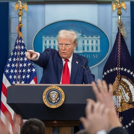 Trump amenaza con imponer un arancel del 200 % al vino y champán franceses