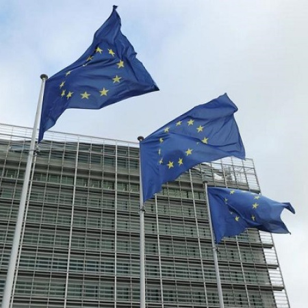 Bruselas pisa el freno al acuerdo UE–Mercosur y reaviva las tensiones internas