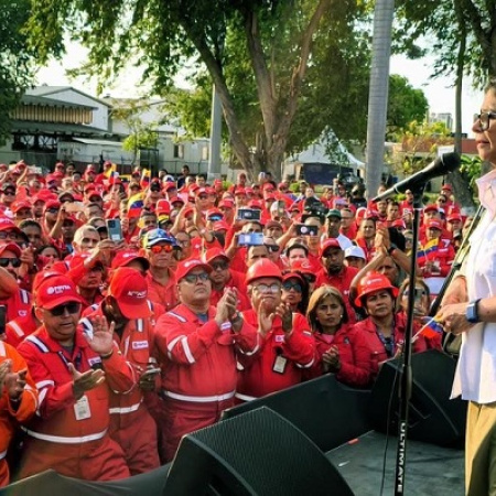 Venezuela "no acepta órdenes de ningún factor externo", dice presidenta encargada Delcy Rodríguez