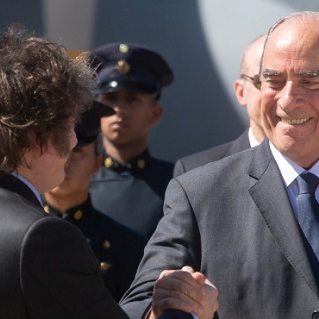 Francos avanza en Provincia mientras en La Plata se recalienta el tablero político