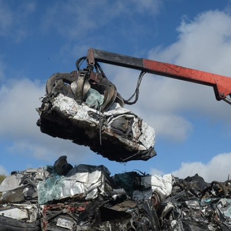 El Municipio de La Plata ya removió más de 100 vehículos abandonados en lo que va del año