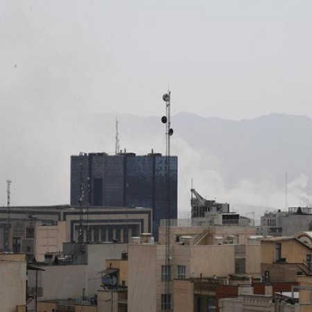 Escalada total en Medio Oriente: Ataques cruzados e informes de graves daños en ambos frentes