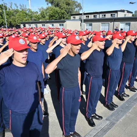 Los futuros Bomberos de la Ciudad comenzaron las clases