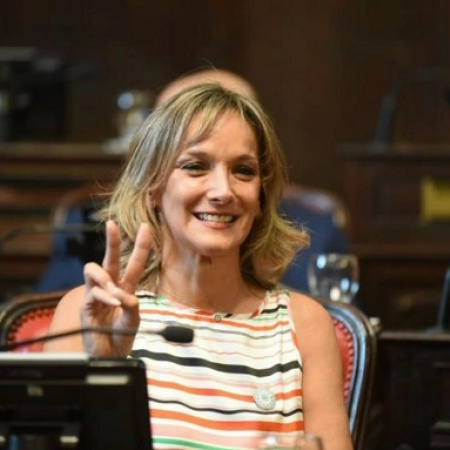 Malena Galmarini: “Las cárceles no pueden seguir siendo call centers del delito”