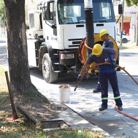 En La Plata despliegan operativo de prevención ante el alerta amarillo