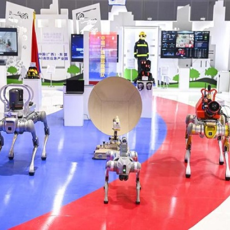 Tecnologías emergentes de vanguardia impulsan industrias del futuro y crecimiento económico de China