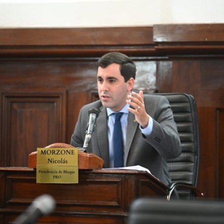 Proponen el cierre perimetral y control de horario en la Plaza Islas Malvinas