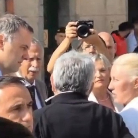 ATE desplegó un fuerte dispositivo de protesta ante la llegada de Adorni al Malbrán