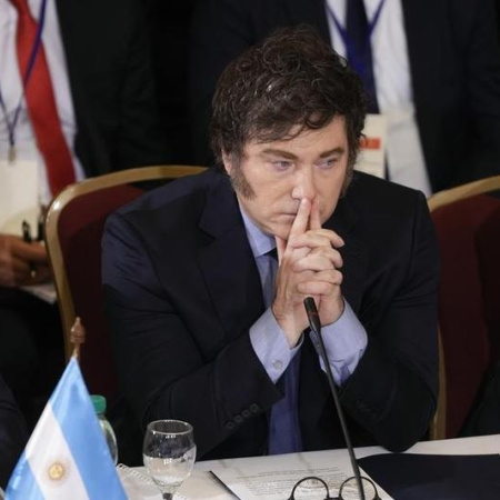 La confianza en el Gobierno cayó 12,1% en abril y marcó su nivel más bajo del año