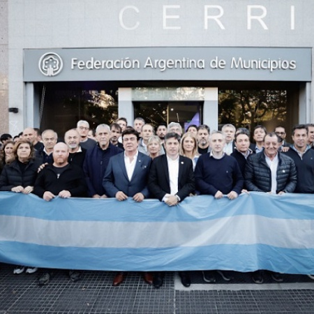 Kicillof: “El Gobierno nacional busca descargar la crisis sobre las espaldas de los gobiernos provinciales y municipales”