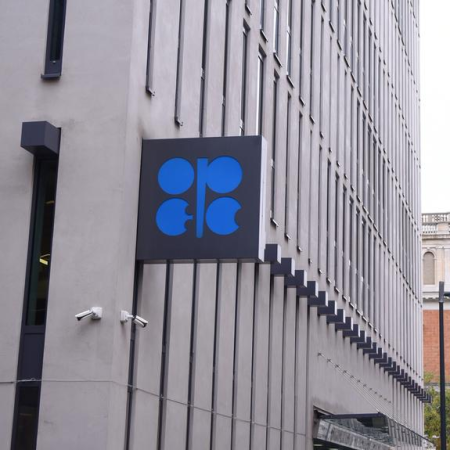 Siete países de la OPEP+ aumentarán producción de petróleo en junio