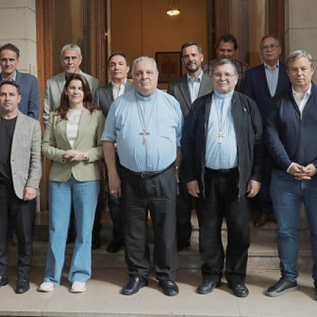 "Nadie se salva solo": la Iglesia y los intendentes del GBA lanzan una agenda común ante la profundidad de la crisis