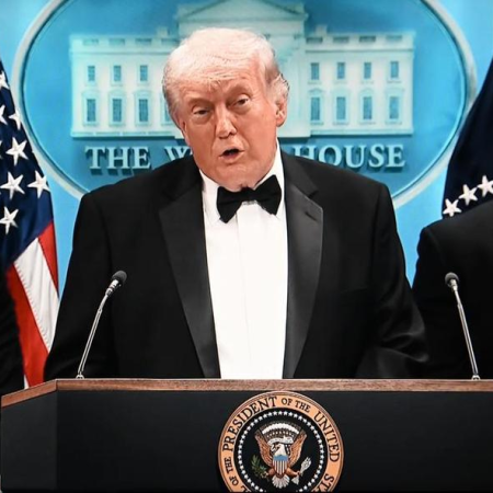 Trump afirma que el segundo al mando del ISIS ha sido dado de baja en África