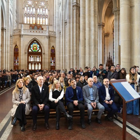 Monseñor Carrara alertó por la crisis laboral: “Hay miedo a quedar sin empleo y el sueldo no alcanza”