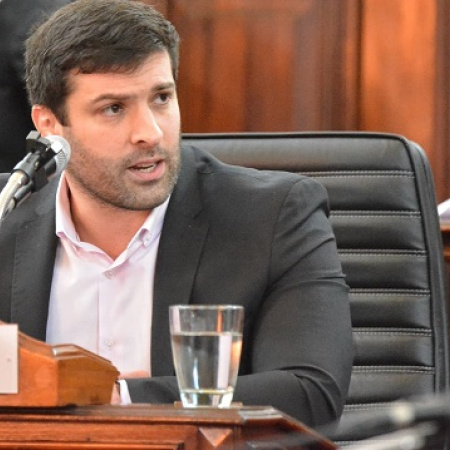 GNC en La Plata: la UCR había pedido un carril exclusivo para evitar demoras