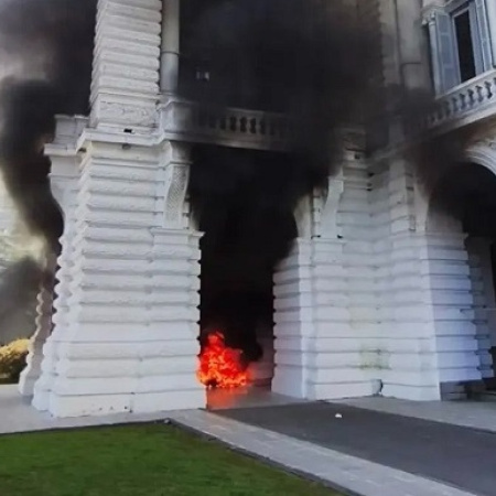 Municipio de La Plata denunció al MTE por destrozos en el Palacio Municipal: qué reclamaba