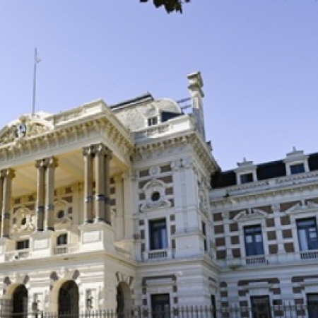 Provincia de Buenos Aires: acuerdo salarial del 7% para docentes y estatales