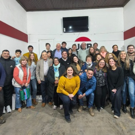 UCR bonaerense: Emiliano Balbín encabezó la renovación en cuatro distritos